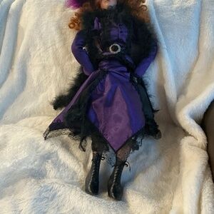 Vintage 2003 Jan McLean Exclusively Yours Porcelain Doll “Pearl” French Floozie
